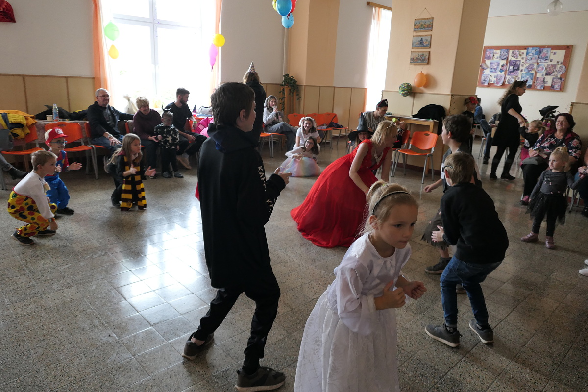 26.10 (107)
